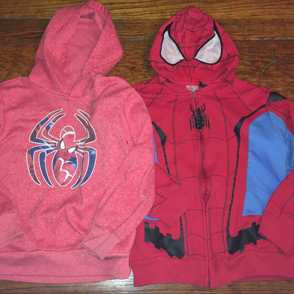 Two medium Spiderman buddies